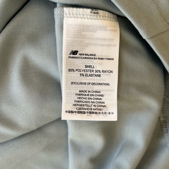 NWOT New Balance Women’s NB Athletics Pullover Hoodie in Light Slate - Small - Picture 9 of 10